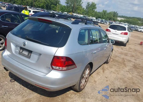 2014 Volkswagen Jetta Sportwagen 2.0L Tdi from USA, damaged, VIN 3VWPL7AJ0EM622329